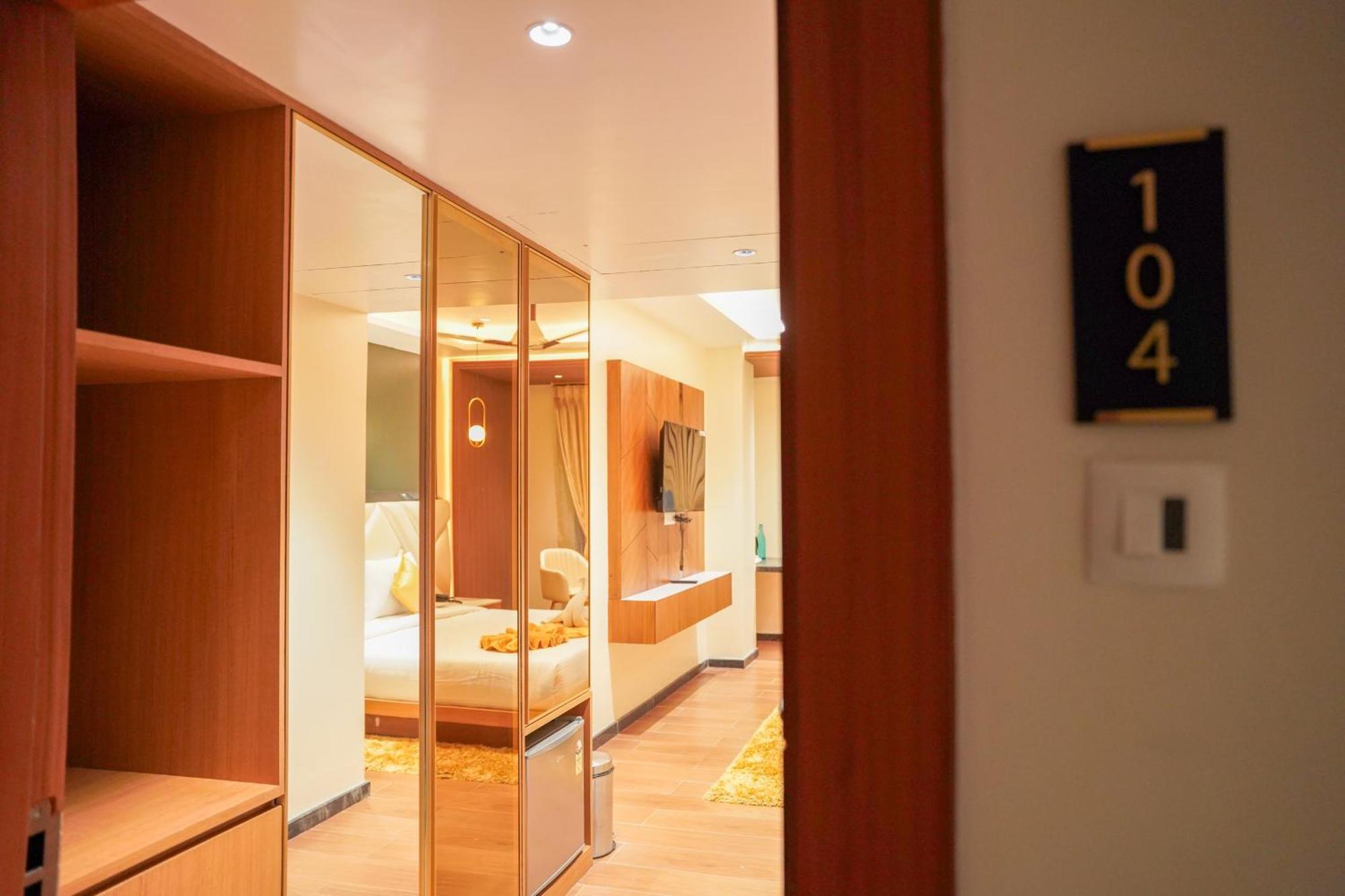 Hotel Beyond Blu Portblair ポートブレア エクステリア 写真
